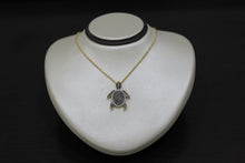 Load image into Gallery viewer, FS1008: 10k 0.40 ct TW diamond turtle pendant with box chain