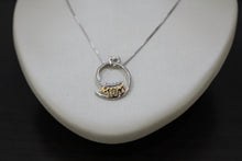 Load image into Gallery viewer, FS1020: 10k 0.05 ct TW diamond mom pendant with box chain