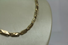 Load image into Gallery viewer, Hollow 10k bullet chain with diamond cuts 3.1 mm wide 30”