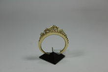 Load image into Gallery viewer, R00522:10k Crown ring with 0.10ct diamond