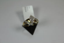 Load image into Gallery viewer, R0571: 10k 2 tone cluster with 0.05ct diamond ring