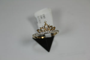 R00581:10k Crown ring with 0.17ct diamond