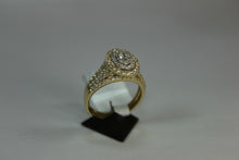 Load image into Gallery viewer, R0089: 14k oval engagement ring with matching band 1.00ct total weight