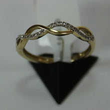 Load image into Gallery viewer, R0115: 10k infinity band with 0.10ct diamond