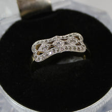 Load image into Gallery viewer, 14k pattern top ring with 0.25ct diamond.