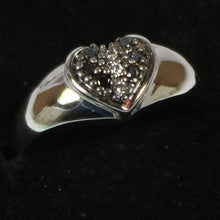 Load image into Gallery viewer, 10k heart ring with black &amp; white diamond 0.10ct