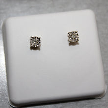 Load image into Gallery viewer, 0.10ct round screwback diamond earring with illusion setting