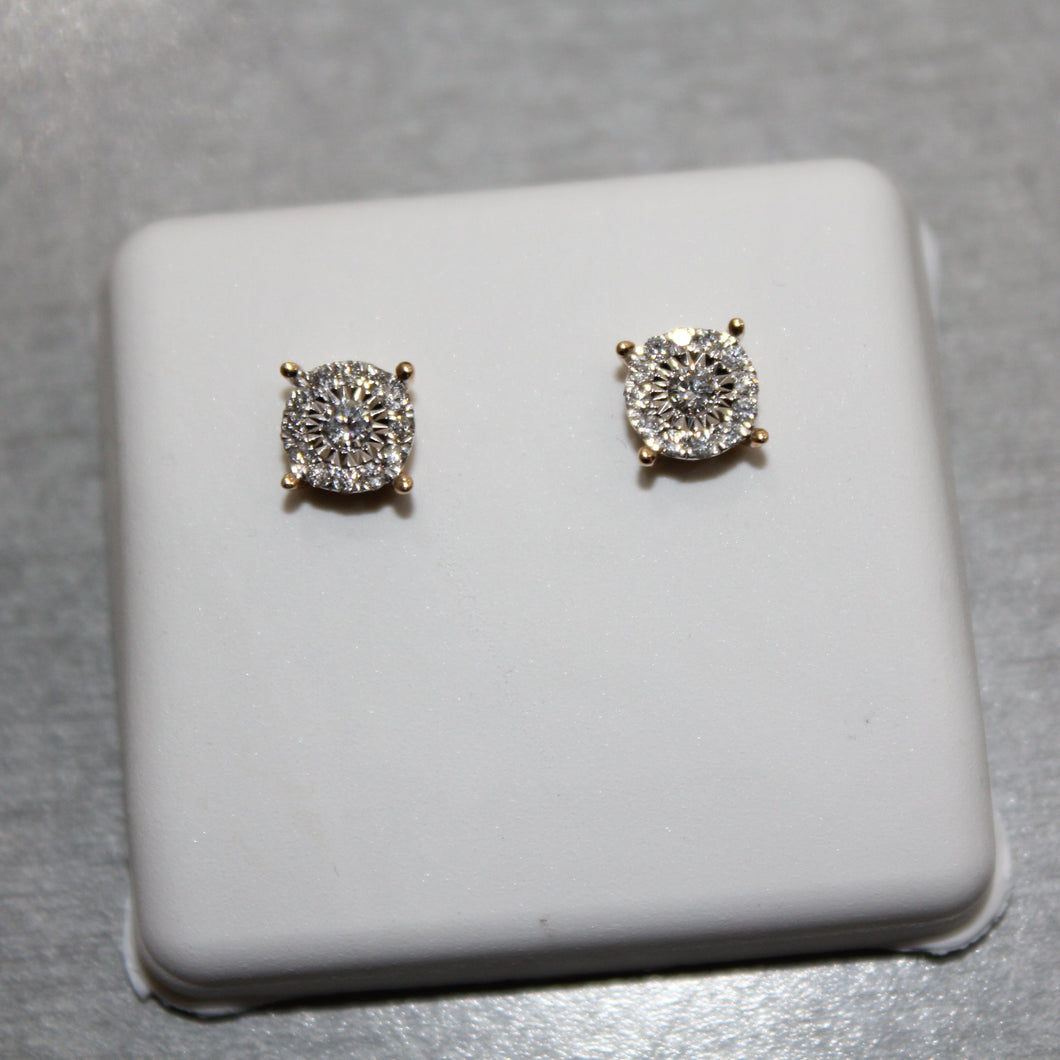 0.25ct round screwback diamond halo earring