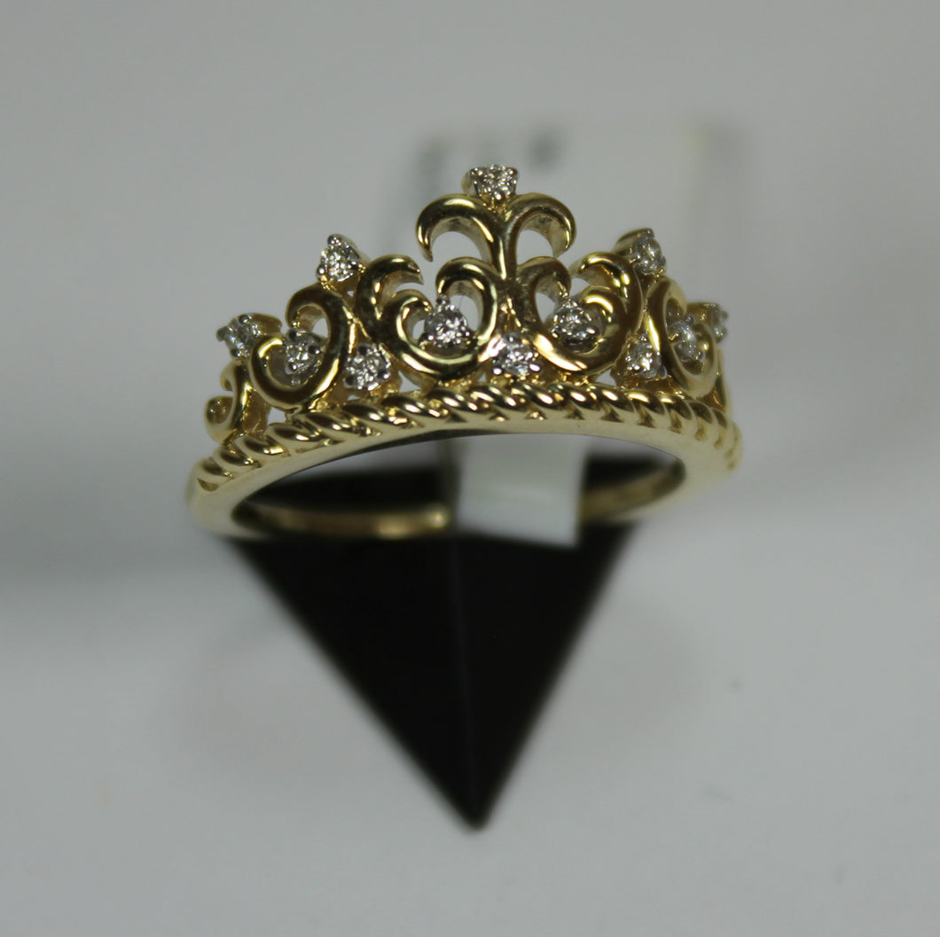 R00522:10k Crown ring with 0.10ct diamond